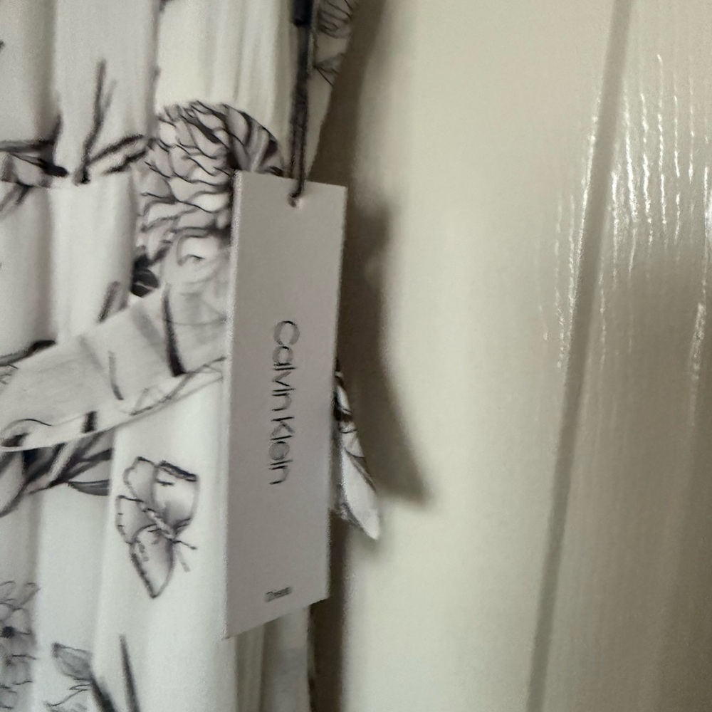 Calvin Klein Monochrome Floral Dress - Picture 5 of 9